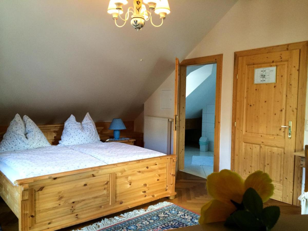 Frühstückspension Schweizerhof Am 3*
