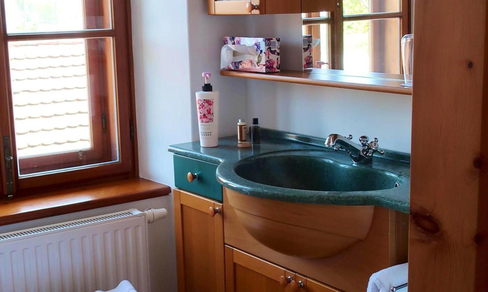 Bed & Breakfast Schweizerhof Am 3*