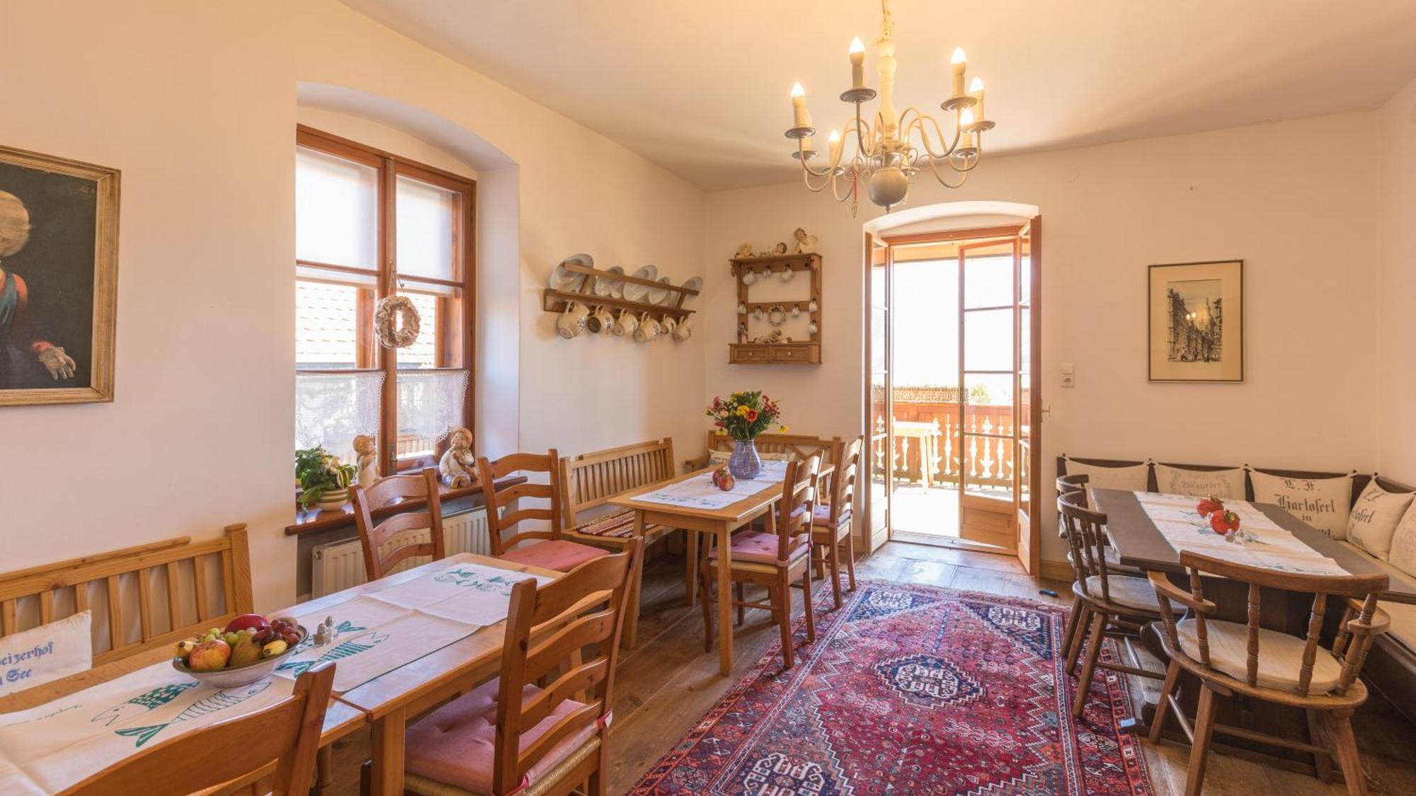 Schweizerhof Am Bed & Breakfast 3*